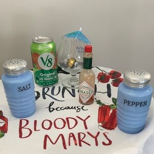 Jeannette Delphite Blue Salt & Pepper Set - Bee Hive pattern VINTAGE